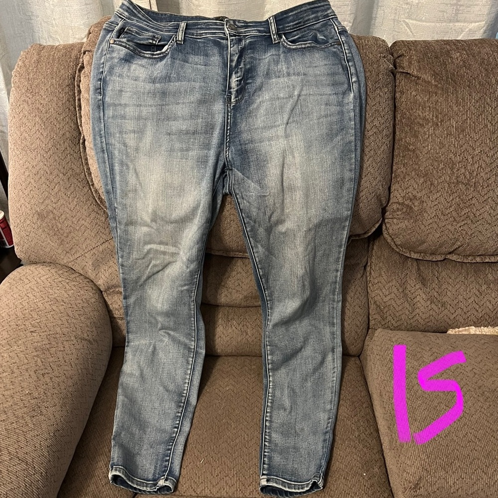 Judy Blue Extreme Wash Skinny Jeans Sz 15/32